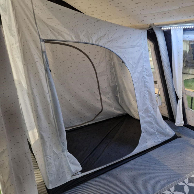 Universal Sleeping Tent for Air Awnings