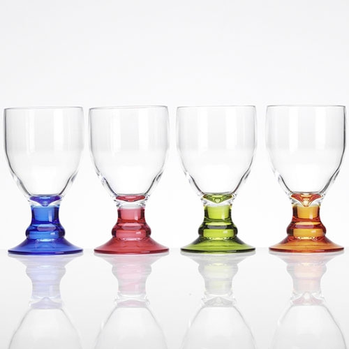 Multicolored wine glasses 4-pack in the group Household & Kitchen / Glass & Mugs / Wine glass at Campingvaruhuset i Norden AB (66681)