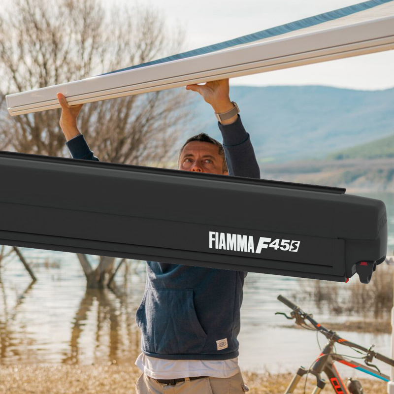 Fiamma F45S Deep Black Box in the group Awning & Canopies / Awnings / Motorhome awnings / Fiamma Box Awnings / Wall-mounted at Campmarket (69071)