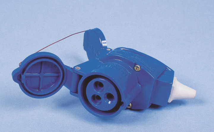 Angle connector CEE 230 V in the group Caravan & Motorhome / Electronics / Connection cables at Campingvaruhuset i Norden AB (64196)