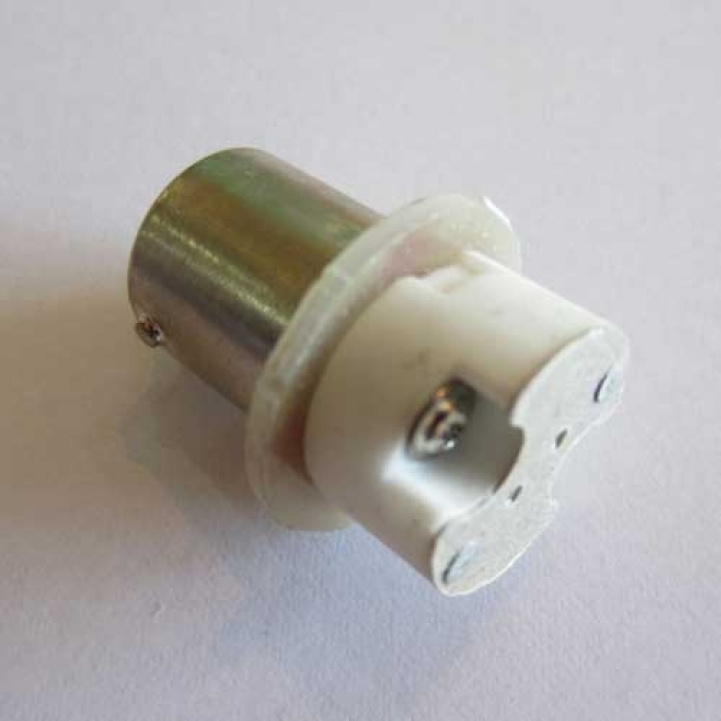 Adapter socket BA15s for G4 12V in the group Caravan & Motorhome / Electronics / Interior Lighting / LED Lighting / LED replacement bulbs at Campmarket (65085)