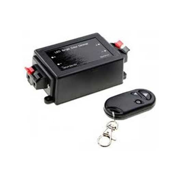 LED dimmer with remote control in the group Caravan & Motorhome / Electronics / Interior Lighting / LED Lighting / Guide Accessories at Campingvaruhuset i Norden AB (65112)