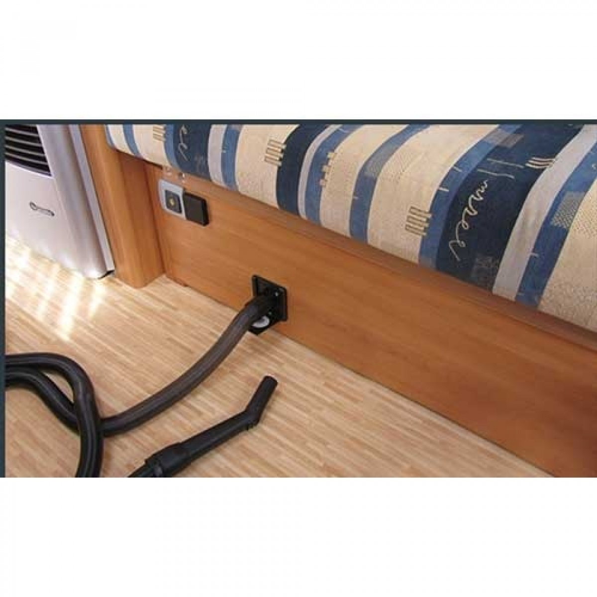 Central vacuum cleaner Beflexx 230V. 5A in the group Household & Kitchen / Laundry, Cleaning & Dishes / Cleaning at Campingvaruhuset i Norden AB (65336)