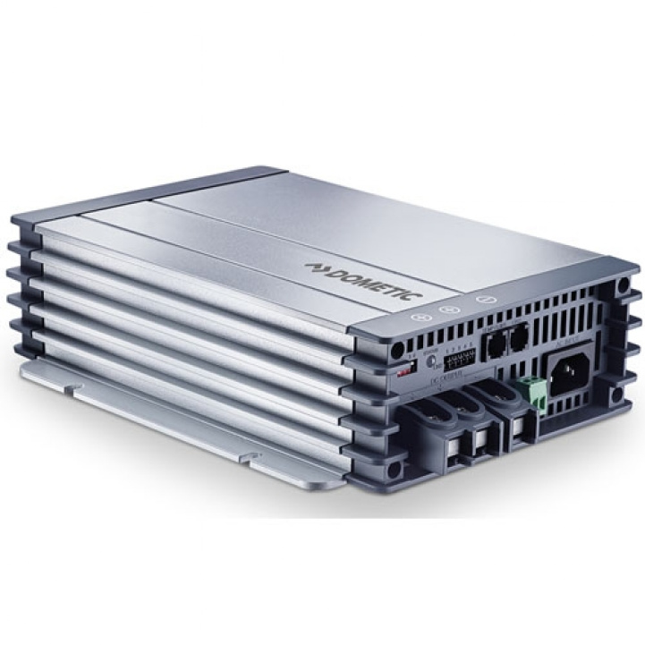 Dometic PerfectCharge MCA 1235 in the group Caravan & Motorhome / Electronics / Batteries & Converters / Battery charger at Campingvaruhuset i Norden AB (65586)