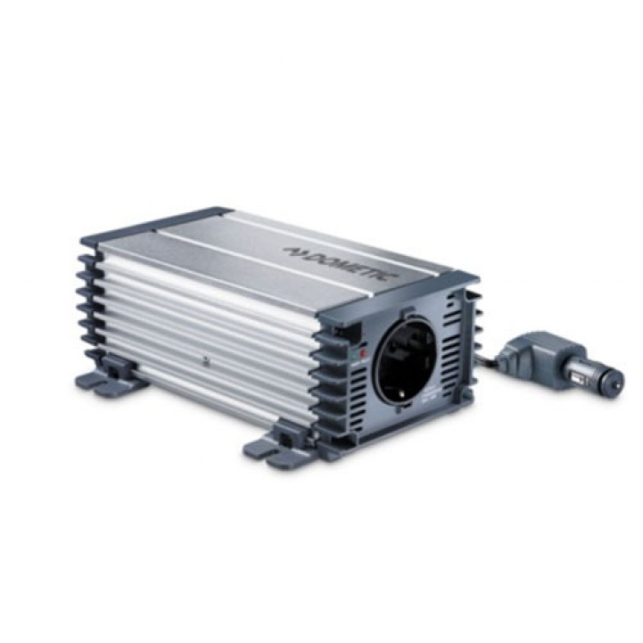 Dometic PerfectPower PP 152 in the group Caravan & Motorhome / Electronics / Batteries & Converters / Inverter & Converter / Converter 12V To 230V at Campingvaruhuset i Norden AB (65666)
