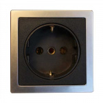 230V Outlet Black/Chrome 230V Outlet Black/Chrome