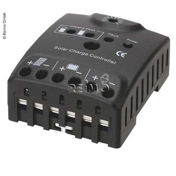 Solar cell regulator Carbest 15A in the group Caravan & Motorhome / Electronics / Solar panels / Solar charge controllers / PWM at Campmarket (67090)