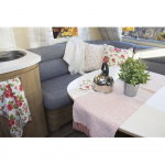 Runner WeCamp Romantic