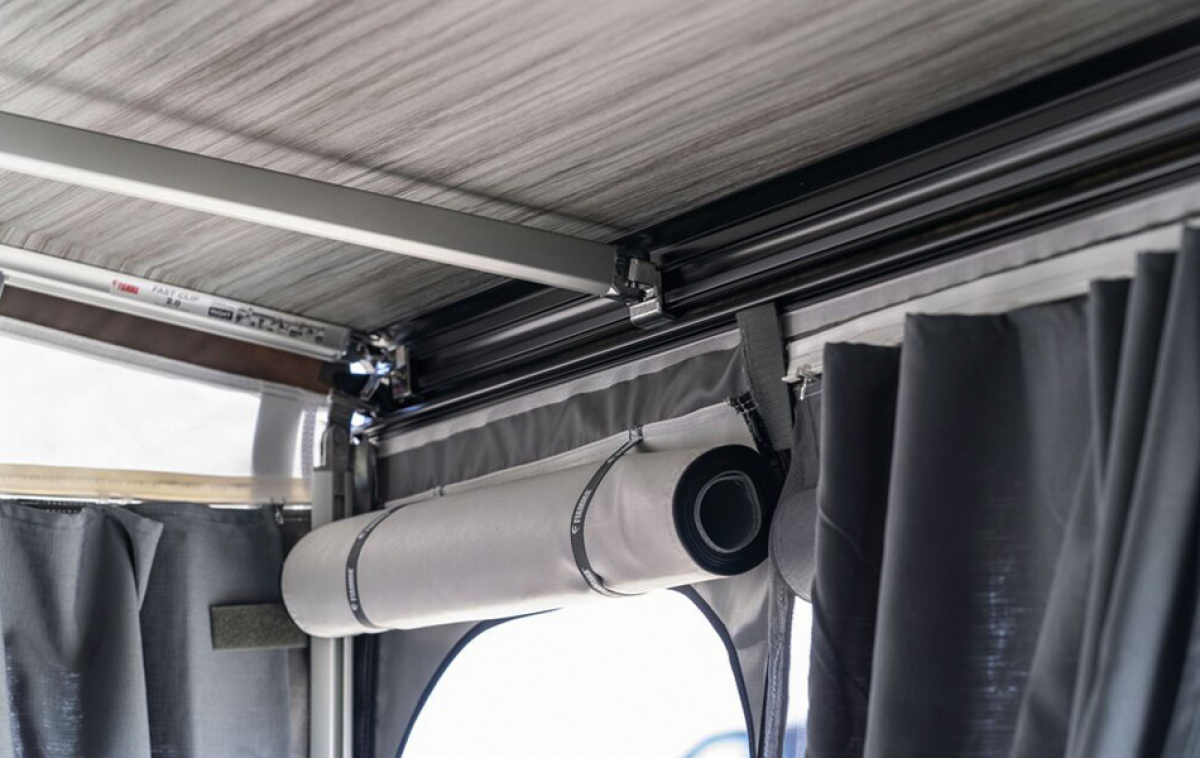 Fiamma Mosquito Net for Door in the group Home & Interior / Textiles / Door curtains at Campingvaruhuset i Norden AB (68642)