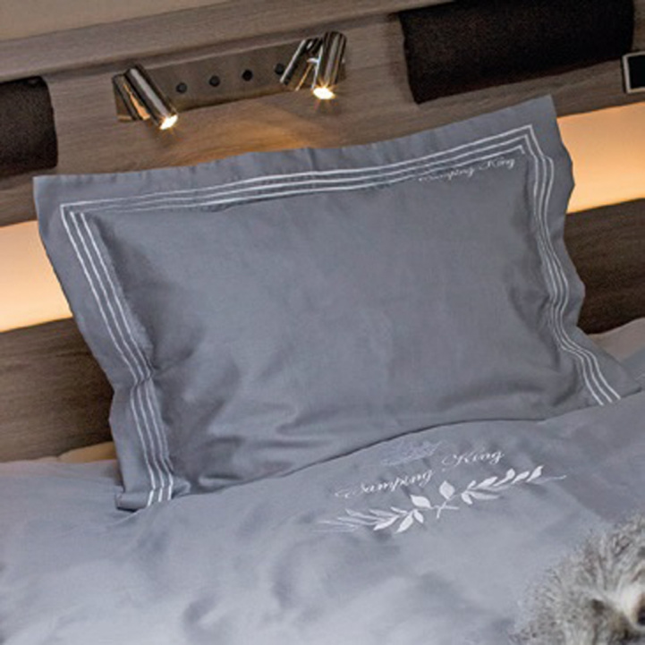 Royal Camping Bedding Set Camping King 2020 in the group Home & Interior / Textiles / Bedding at Campingvaruhuset i Norden AB (69008)