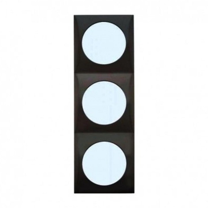 Triple frame Brown Berker in the group Caravan & Motorhome / Electronics / Switches & In/Outlets / Frames at Campingvaruhuset i Norden AB (69206)