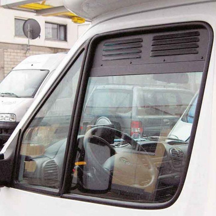 Air intake VW Crafter 2017/03- in the group Caravan & Motorhome / Chassis / Other at Campingvaruhuset i Norden AB (72529)