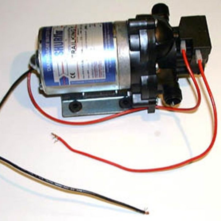 SHURFLO Trail King 12V 7 l/min in the group Water & Sanitation / Water / Water pumps / Pressure pumps at Campmarket (73339)