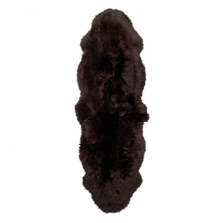 Lambskin rug Gently Brown 180x60cm Royal Camping in the group WINTER / Winter items at Campingvaruhuset i Norden AB (73800)