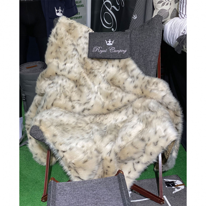 Royal Camping Blanket Snow Leopard in the group Home & Interior / Textiles / Blankets & Throws at Campingvaruhuset i Norden AB (76384)
