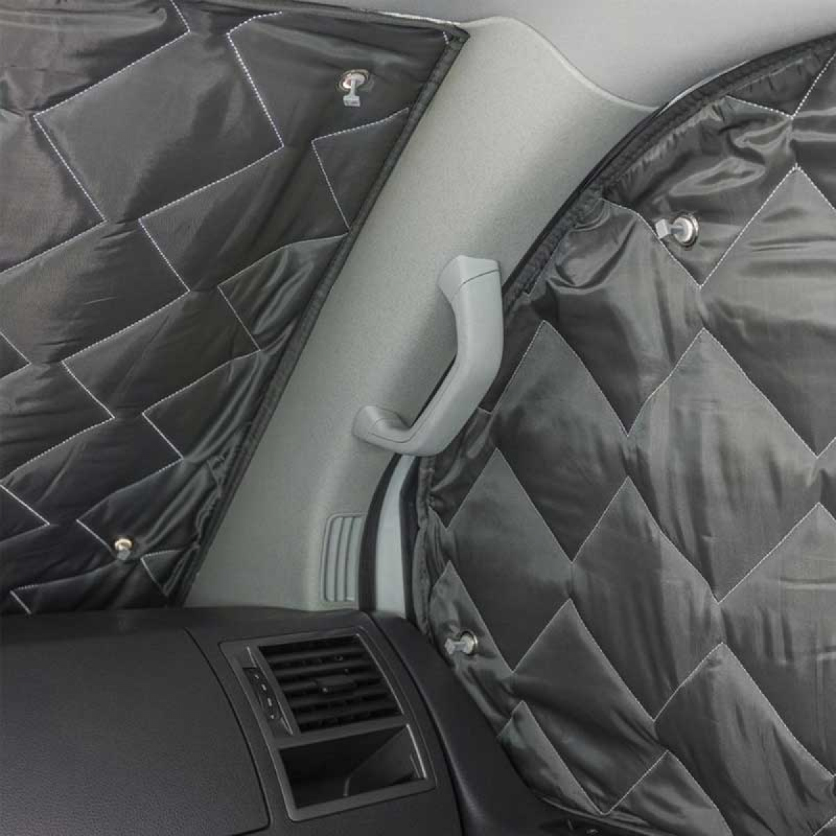 Campout Insulation Mat For Volkswagen T5/T6 in the group Caravan & Motorhome / Textile rugs & Covers / Insulation mats / Other Insulation Mats at Campingvaruhuset i Norden AB (76654)