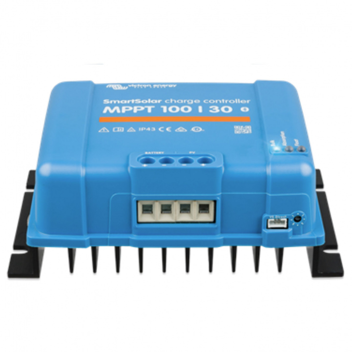Victron SmartSolar Regulator MPPT 100/30 in the group Caravan & Motorhome / Electronics / Solar panels / Solar charge controllers / MPPT at Campmarket (79686)