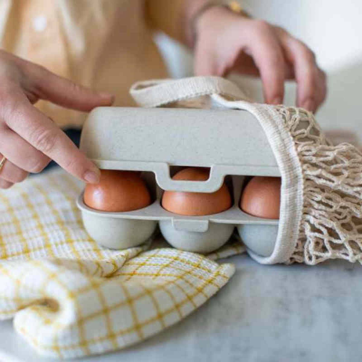 Egg holder for 6 eggs in the group Household & Kitchen / Kitchen accessories / Food & Pantry Storage at Campingvaruhuset i Norden AB (80205)