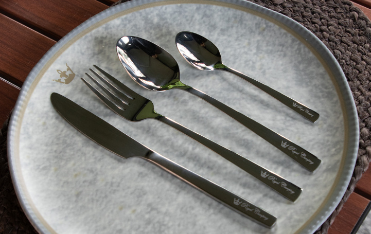 Royal Camping Cutlery Set 24 pieces in the group Household & Kitchen / Serving / Cutlery at Campingvaruhuset i Norden AB (80258)
