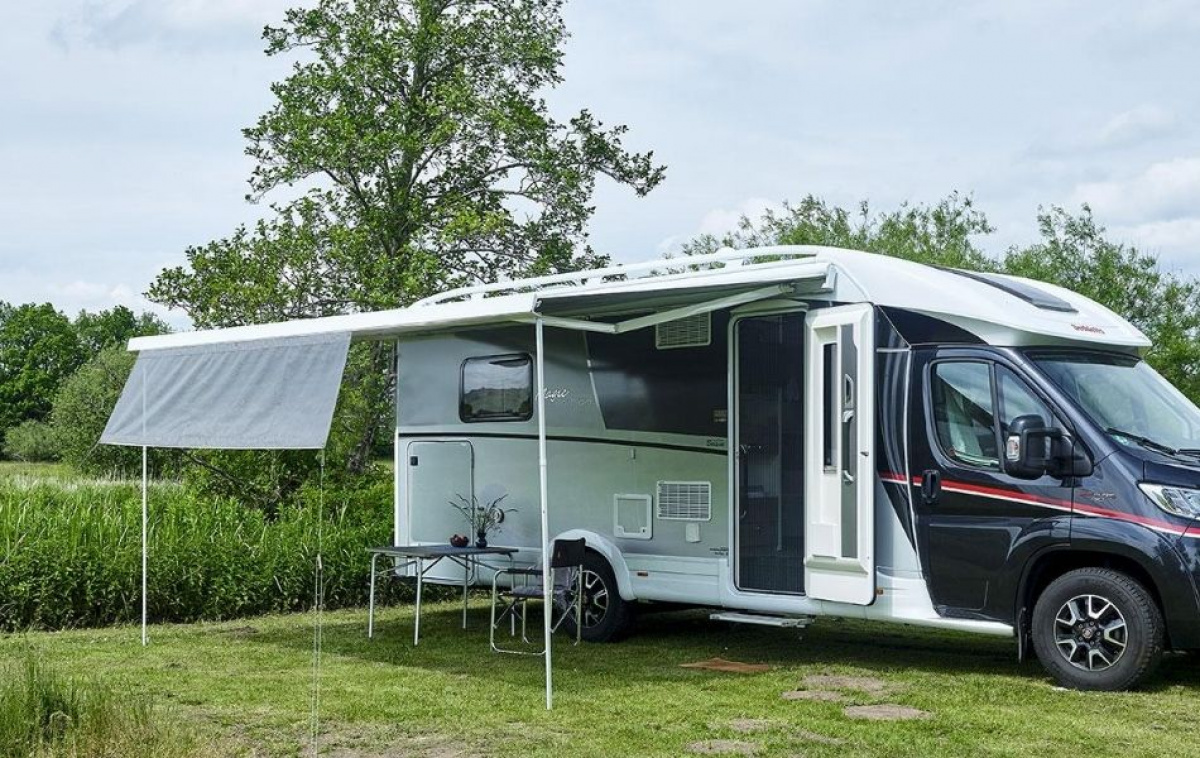 Isabella Front Mesh Shade Screen in the group Awning & Canopies / Awnings / Caravan awnings / Front & Gables Caravan Awnings / Pages & Fronts Caravanstore XL at Campmarket (80769)