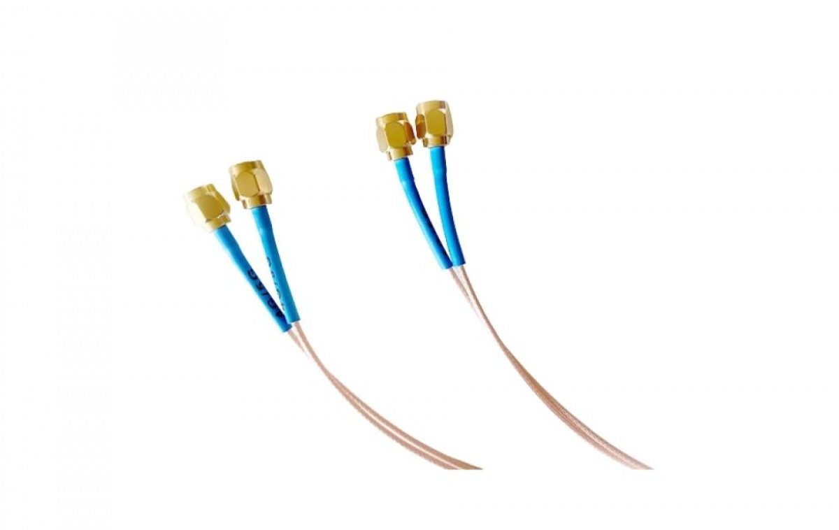 5G Y-Adapter – 2 to 4 LTE Cables for Roof Antenna in the group Caravan & Motorhome / Electronics / TV, Image & Sound / Accessories TV & Sound at Campmarket (80855)