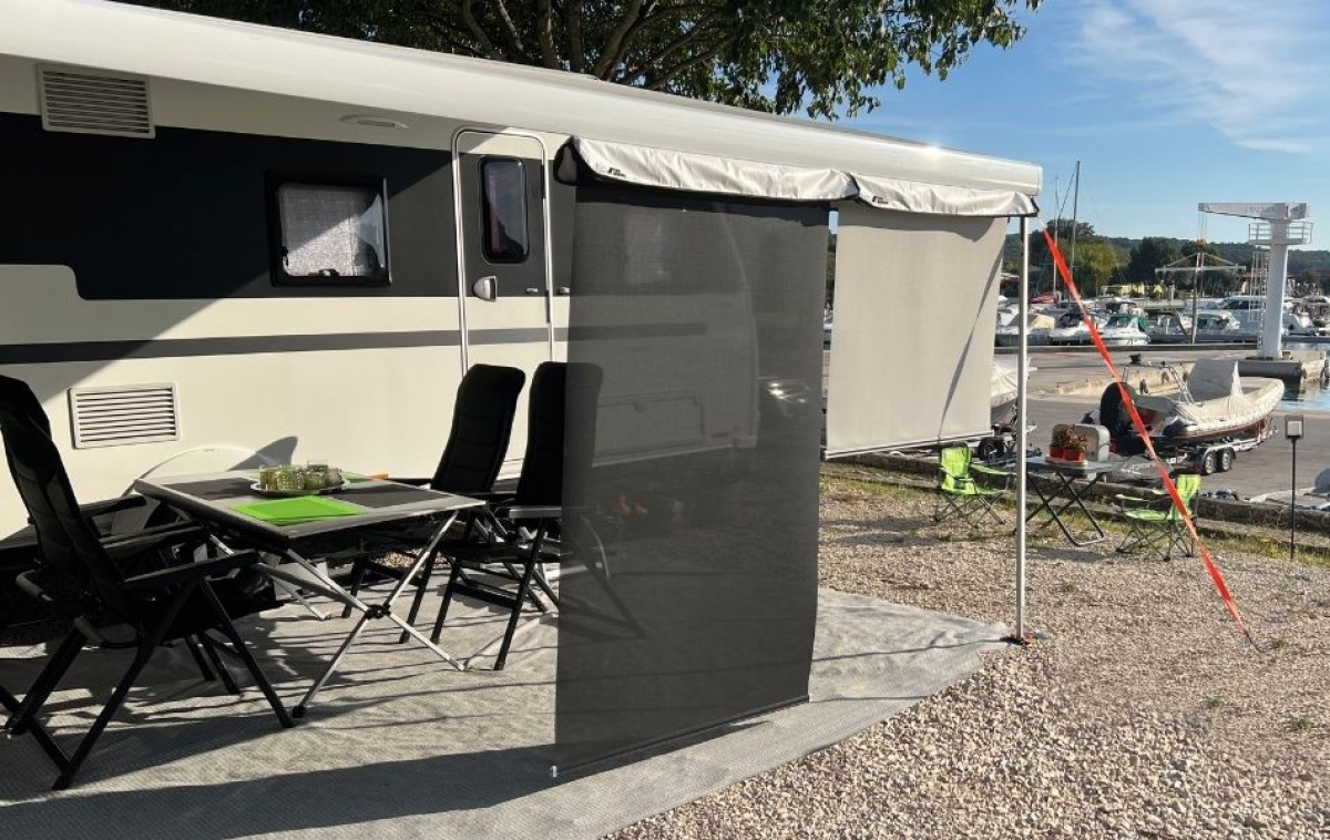 Peggy Peg Sunshade in the group Awning & Canopies / Awnings / Motorhome awnings / Thule/Omnistor / Accessories at Campingvaruhuset i Norden AB (81153)