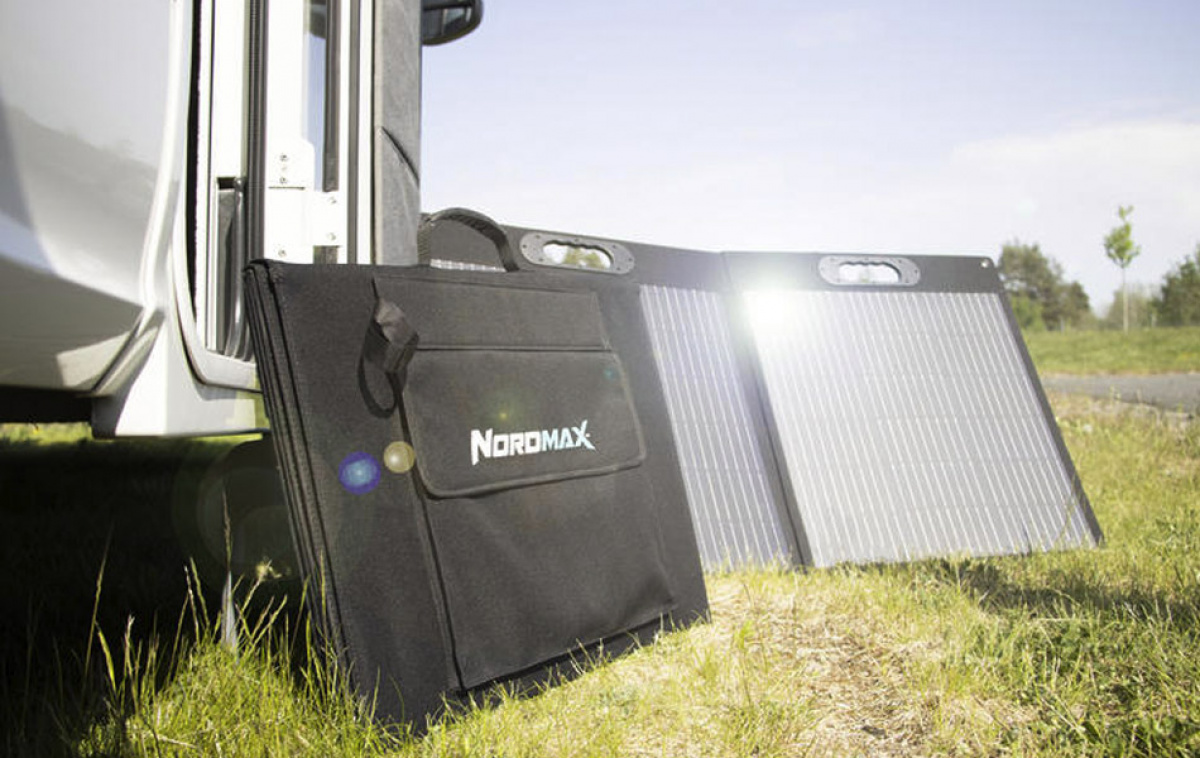 Nordmax Portable Solar Panel 200W in the group Caravan & Motorhome / Electronics / Solar panels at Campmarket (81456)