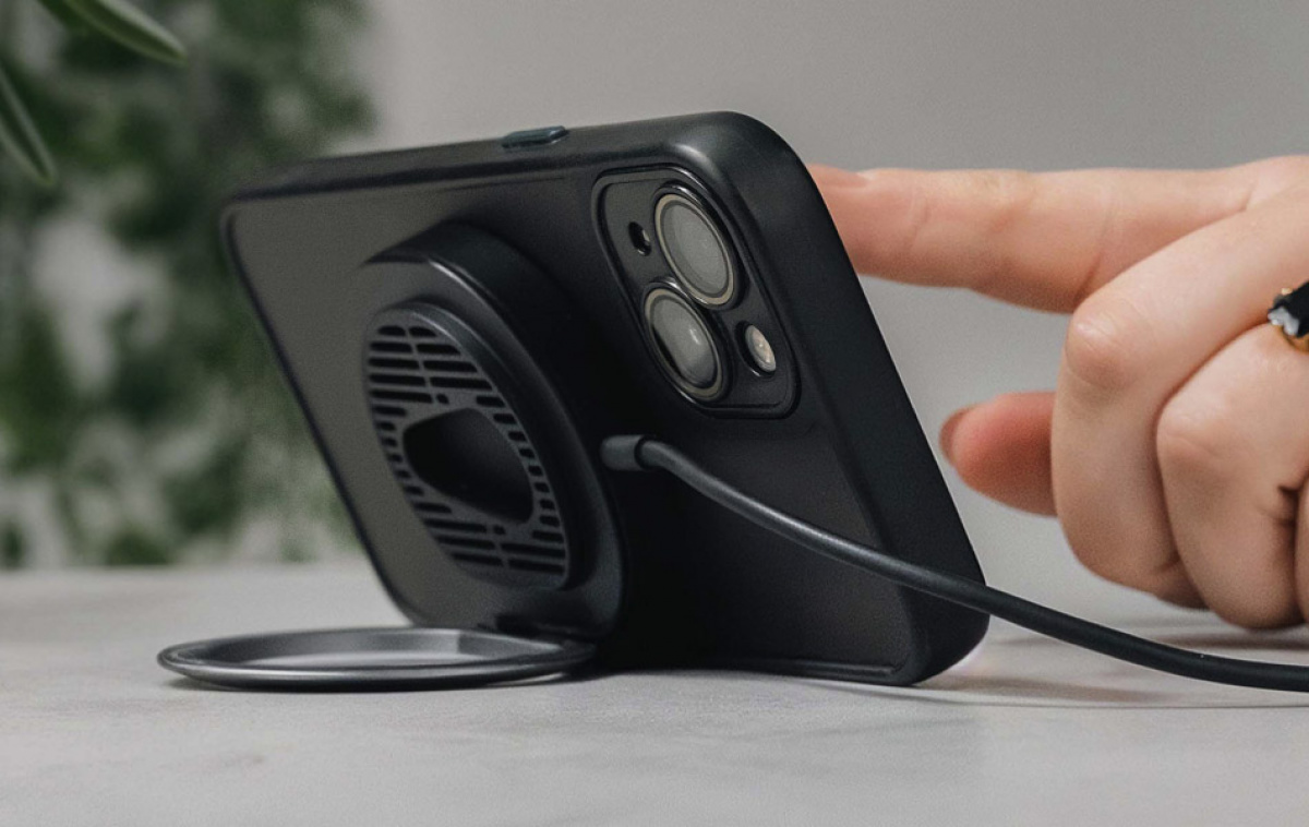 Aqiila Wireless Charger incl. Holder 12V in the group Other / Accessories for phone and tablet at Campingvaruhuset i Norden AB (82348)