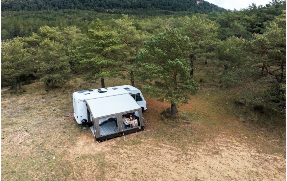 Dometic Grande Air Stay 390 S in the group Awning & Canopies at Campingvaruhuset i Norden AB (82401_01)