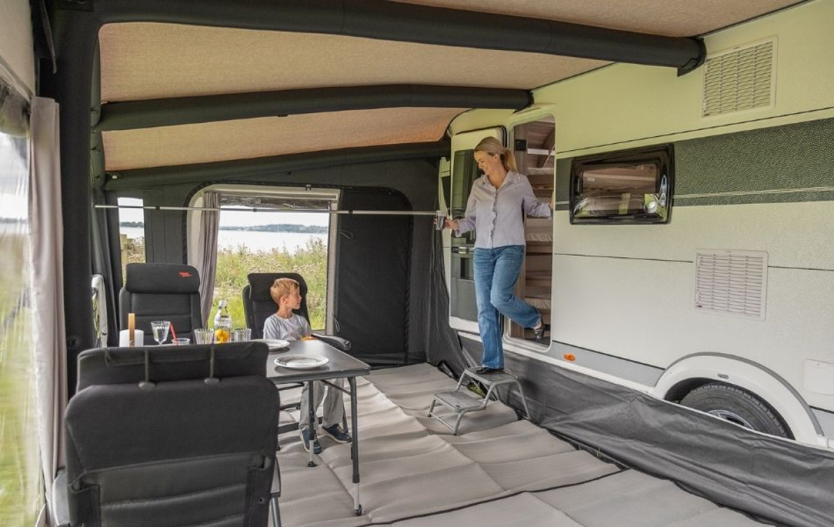 Telta Apex 300 in the group Awning & Canopies / Awning Caravan / Air tent Caravan / A-measurement adapted Air Tent Caravan at Campmarket (82502)