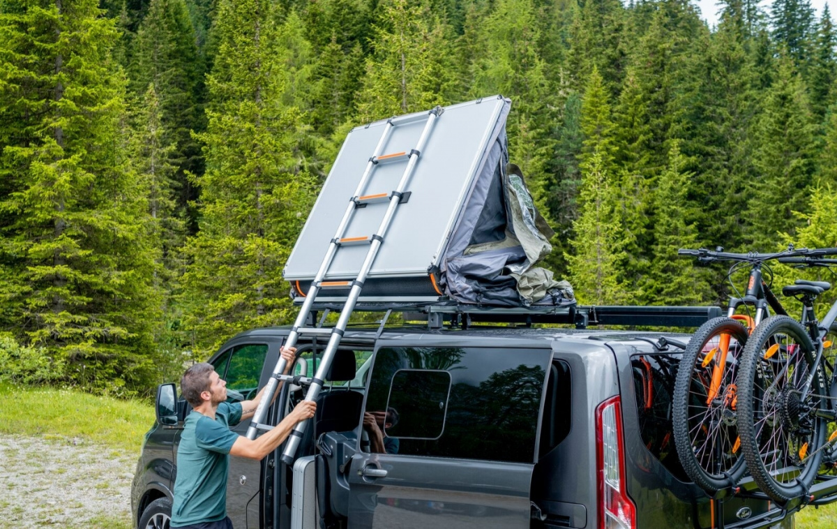 Fiamma Roof Tent Privacy Moonlight 180 in the group Outdoor / Rooftent at Campingvaruhuset i Norden AB (82822)