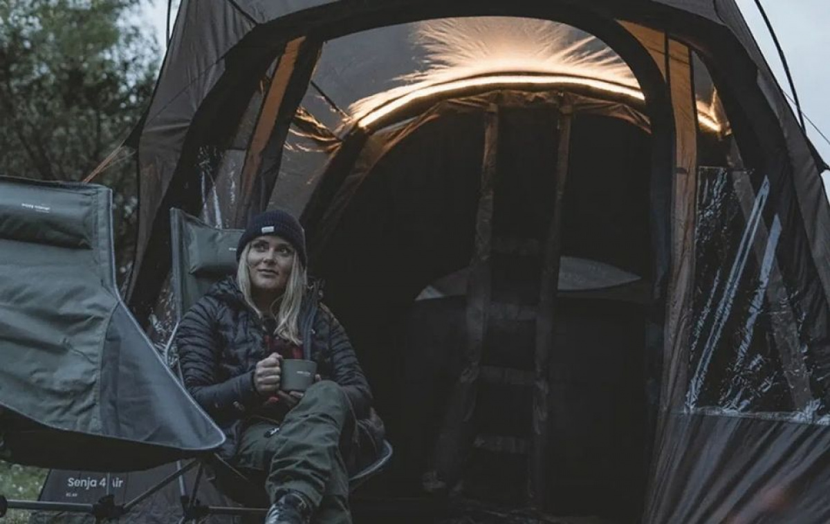 Easy Camp Senja 4 Air in the group Outdoor / Camping tent at Campingvaruhuset i Norden AB (83191)