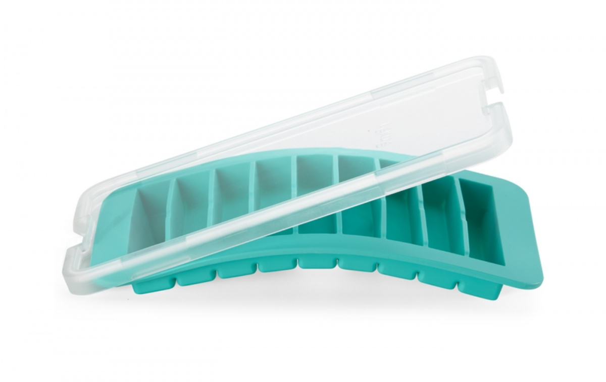 Ice Cube Tray with Lid Sticks in the group Household & Kitchen / Kitchen accessories / Kitchen utensils at Campingvaruhuset i Norden AB (83563)