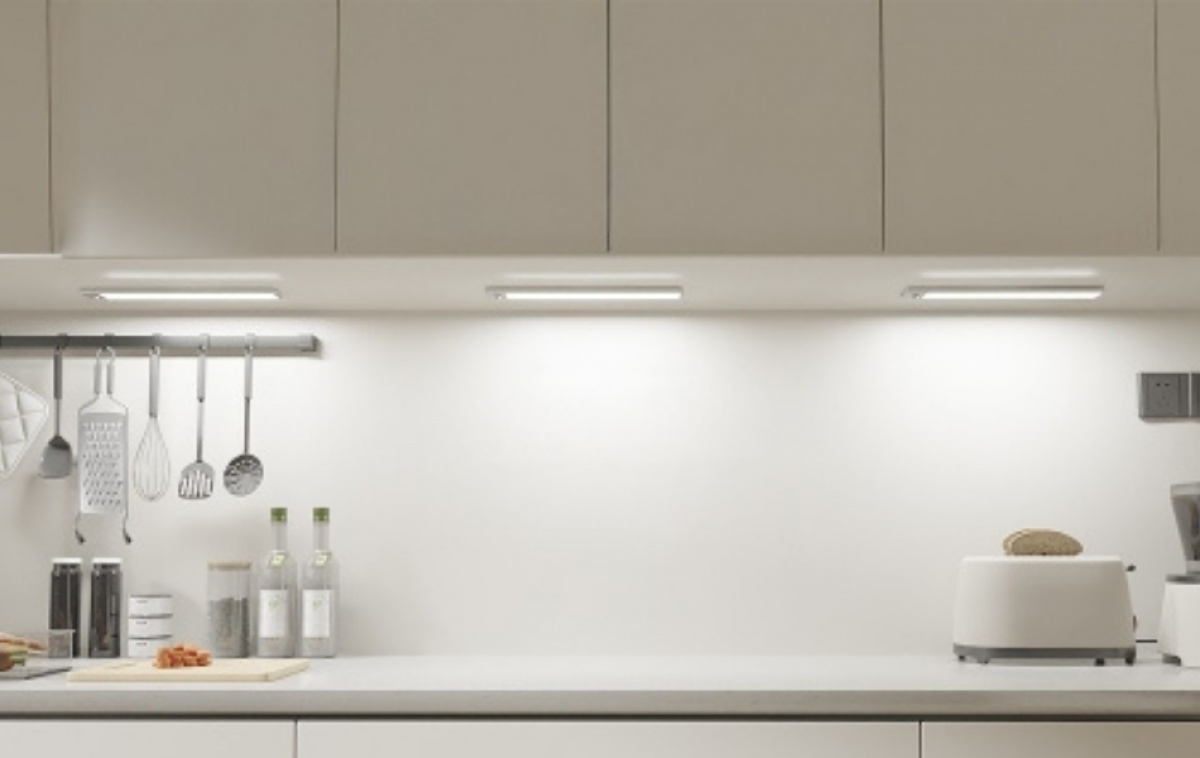 Wardrobe/Cabinet Light Rechargeable 40x2 cm Incl. Sensor in the group Home & Interior / Lighting & Lanterns at Campingvaruhuset i Norden AB (83772)