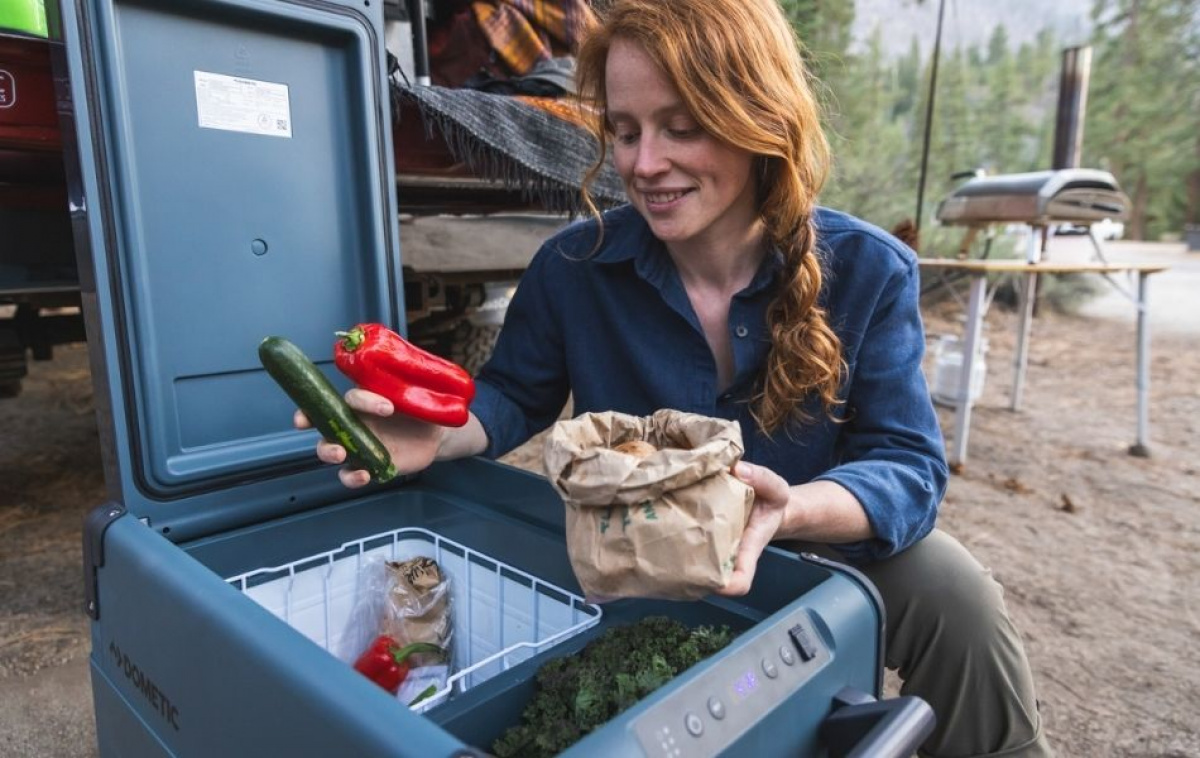 Dometic Compressor Cool Box CFX2 37L in the group Caravan & Motorhome / Heat, Cold & Ventilation / Refrigerators & Coolers / Coolers at Campmarket (83787)