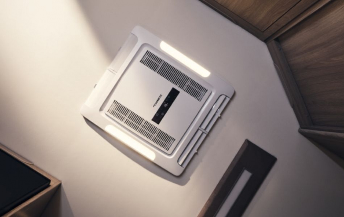 Dometic AC FreshJet FJX7 2600 in the group Caravan & Motorhome / Heat, Cold & Ventilation / AC / Ceiling-mounted Air Conditioning at Campmarket (83840)