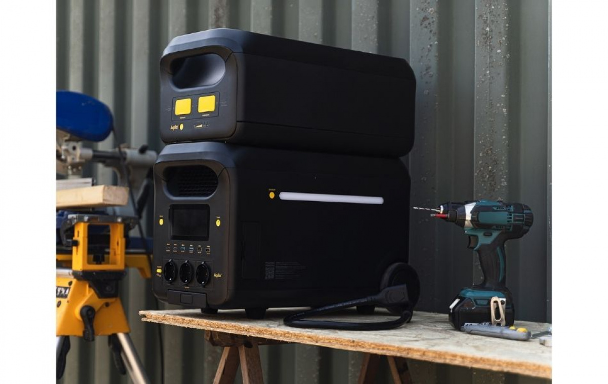 Aqiila Powerbird Powerstation S3000V2 in the group Caravan & Motorhome / Electronics / Electrical panels & generators / Power plant at Campingvaruhuset i Norden AB (83996)