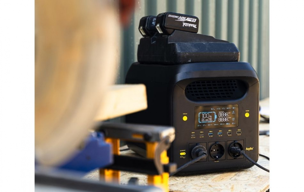 Aqiila Powerbird Powerstation S1800V2 in the group Caravan & Motorhome / Electronics / Electrical panels & generators / Power plant at Campingvaruhuset i Norden AB (83998)