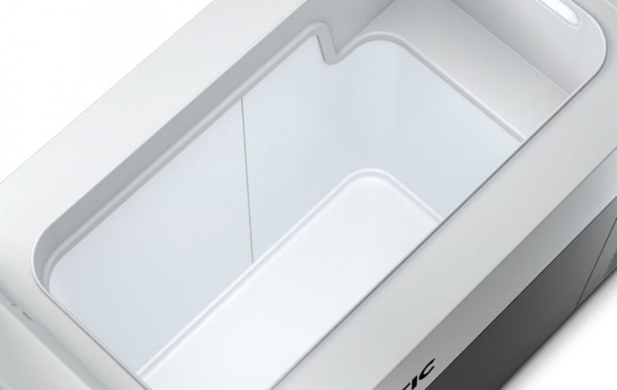 Dometic Cool Box CFF 18 in the group Caravan & Motorhome / Heat, Cold & Ventilation / Refrigerators & Coolers / Coolers at Campingvaruhuset i Norden AB (84051)