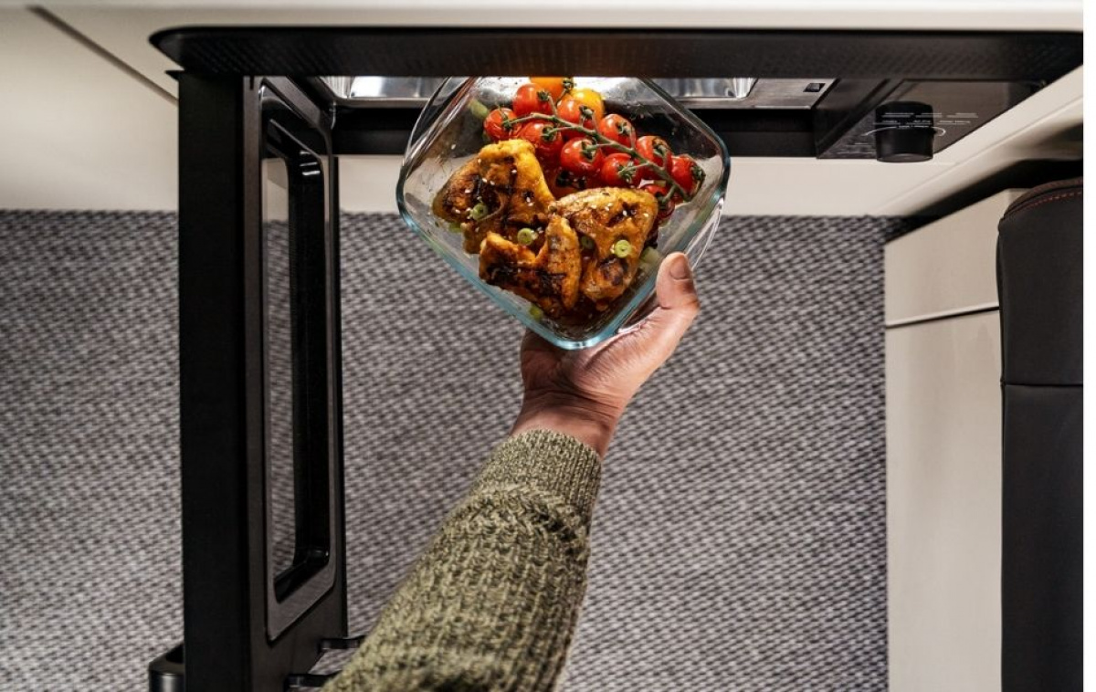 Dometic 3-in-1 Combination Oven MWAO 240 in the group Household & Kitchen / Sinks, Hobs & Ovens / Ovens at Campingvaruhuset i Norden AB (84866)