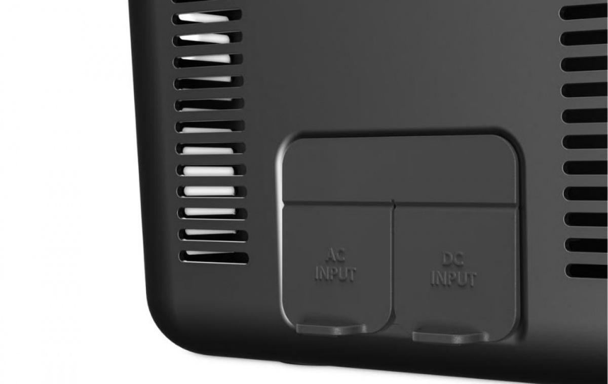 Dometic Cool Box CFF 12 in the group Caravan & Motorhome / Heat, Cold & Ventilation / Refrigerators & Coolers / Coolers at Campingvaruhuset i Norden AB (84868)