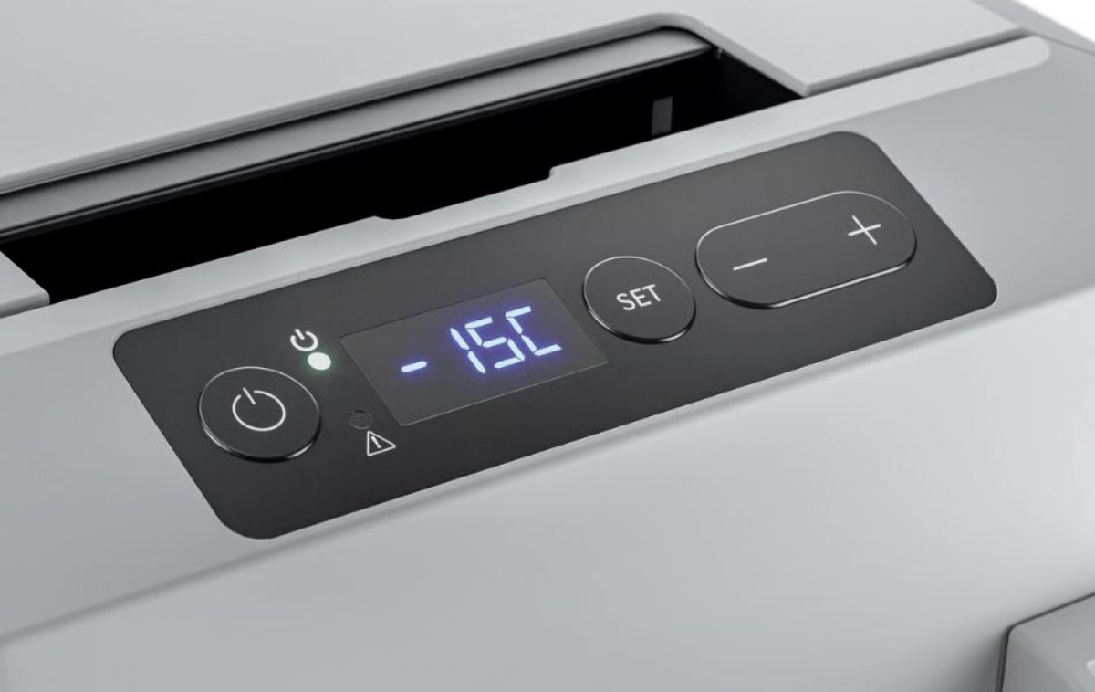 Dometic Cool Box CFF 20 in the group Caravan & Motorhome / Heat, Cold & Ventilation / Refrigerators & Coolers / Coolers at Campingvaruhuset i Norden AB (84869)