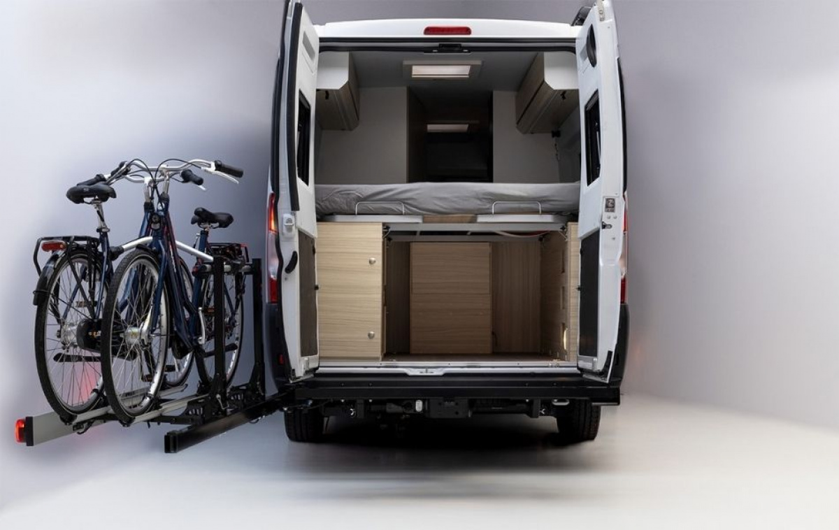 Memo Swivel Bike Carrier Van-Star Adventure Sprinter/Crafter in the group Caravan & Motorhome / Chassis / Bicycle rack / Vans at Campmarket (85160)