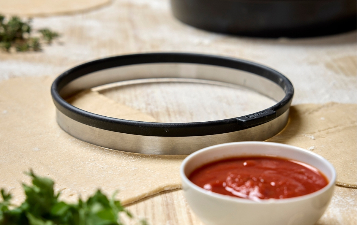 Omnia Pizza Cutter in the group Household & Kitchen / Grills / Grill accessories / Pizza Grill Accessories at Campingvaruhuset i Norden AB (85216)